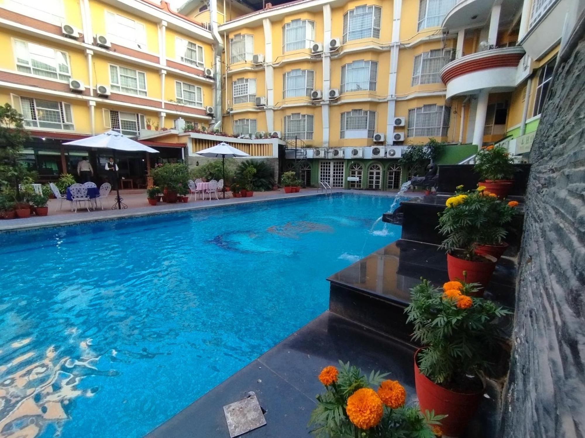 Hotel Woodland Kathmandu Exterior photo